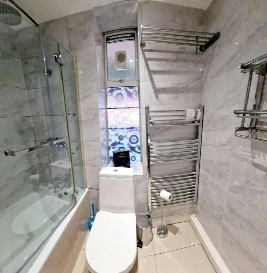 Modern 3-Bed House In Surrey Quays Villa London Kültér fotó